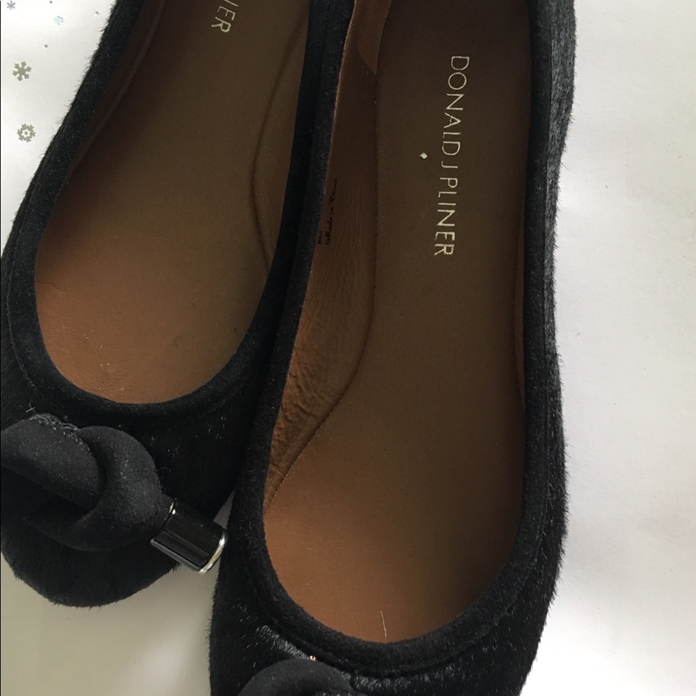 Black animal flats size 6